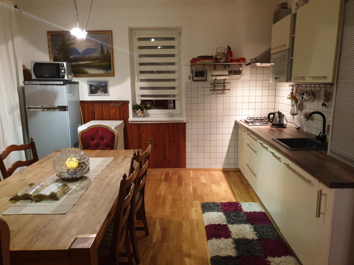 Sloneczne Apartamenty Krościenko Exteriör bild