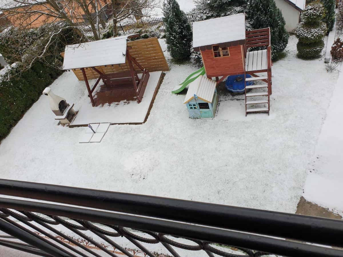 Sloneczne Apartamenty Krościenko Exteriör bild