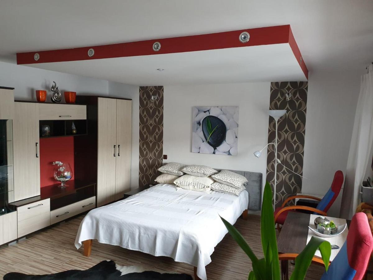 Sloneczne Apartamenty Krościenko Exteriör bild